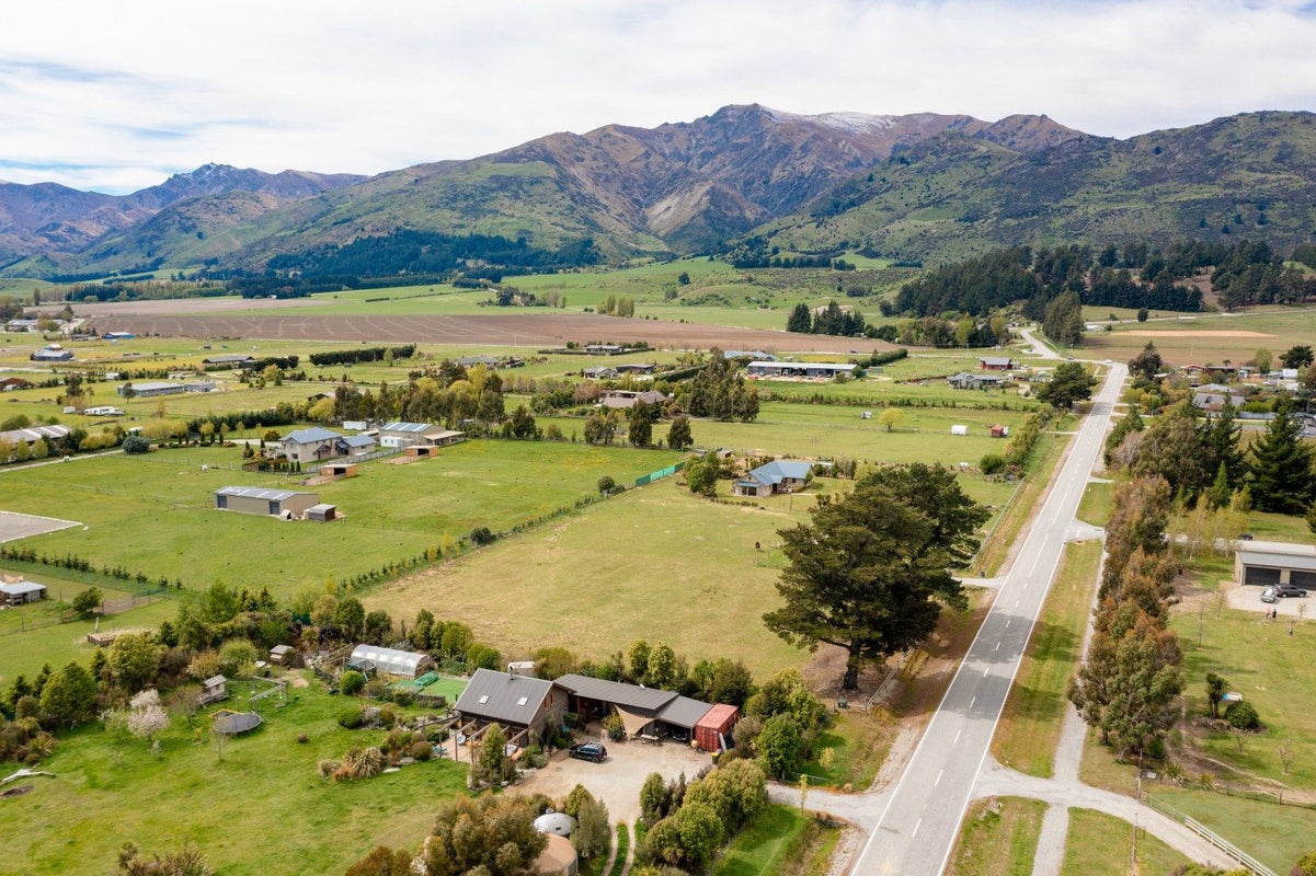 68 Newcastle Road, Hawea Flat, Wanaka - Carousel 24