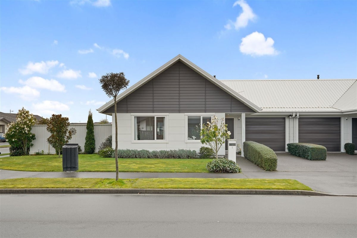 7 Hubbard Street, Wigram, Christchurch - Carousel 2
