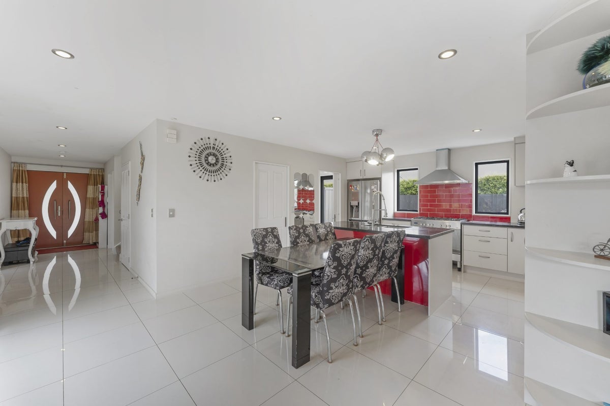 30 Worsleys Road, Cracroft, Christchurch - Carousel 2