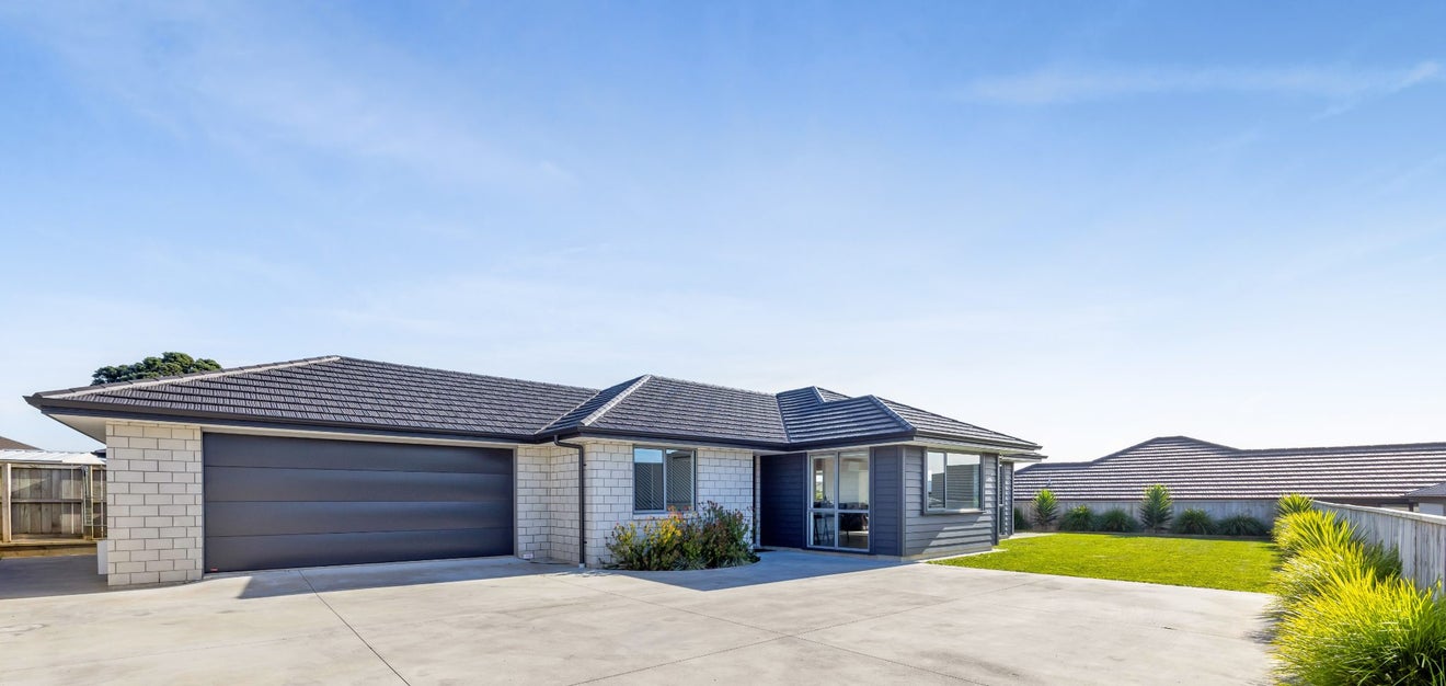 7 Rua Place, Bell Block, New Plymouth - Carousel 1