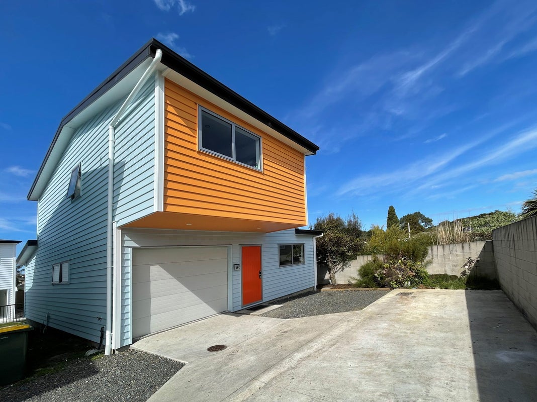 21C Geneva Place, Blockhouse Bay, Auckland - Carousel 1