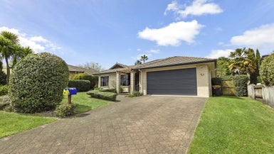10 Honeysuckle Lane, Ohauiti, Tauranga - Carousel 1