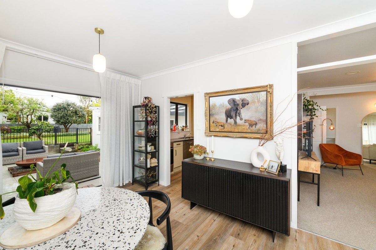 20 Epsom Road, Hokowhitu, Palmerston North - Carousel 2