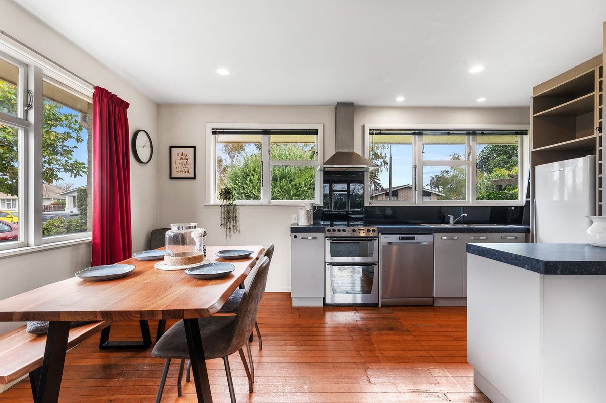 12 Saint Ives Street, Harewood, Christchurch - Carousel 2