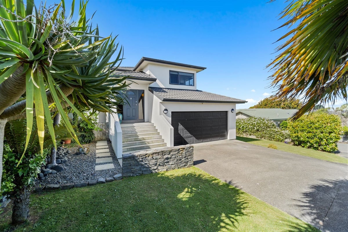 63 Kensington Terrace, Gulf Harbour, Whangaparaoa - Carousel 1