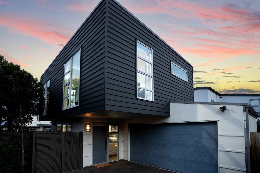 64B Fairfield Avenue, Addington, Christchurch - Carousel 1