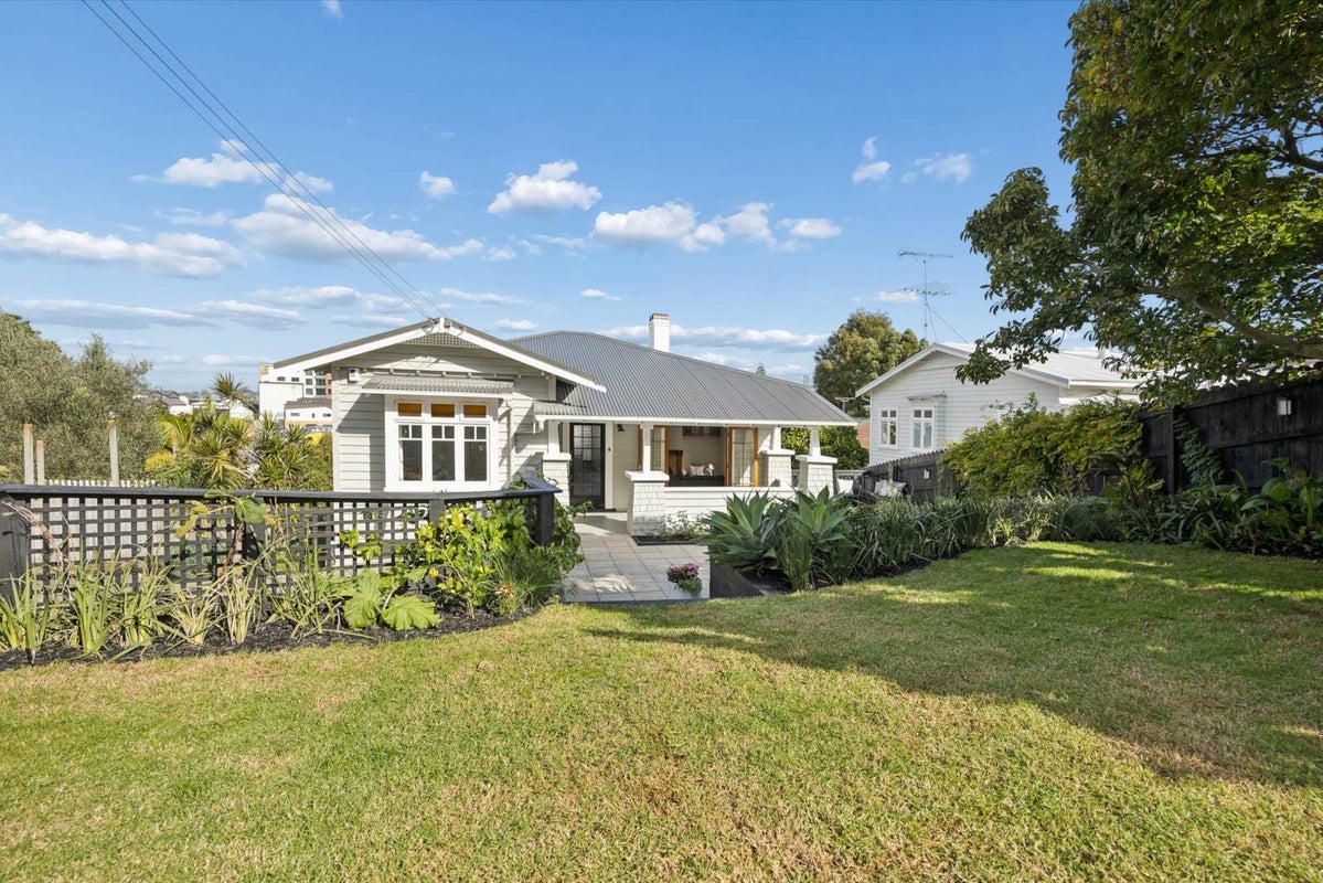18 Quadrant Road, Onehunga, Auckland - Carousel 2
