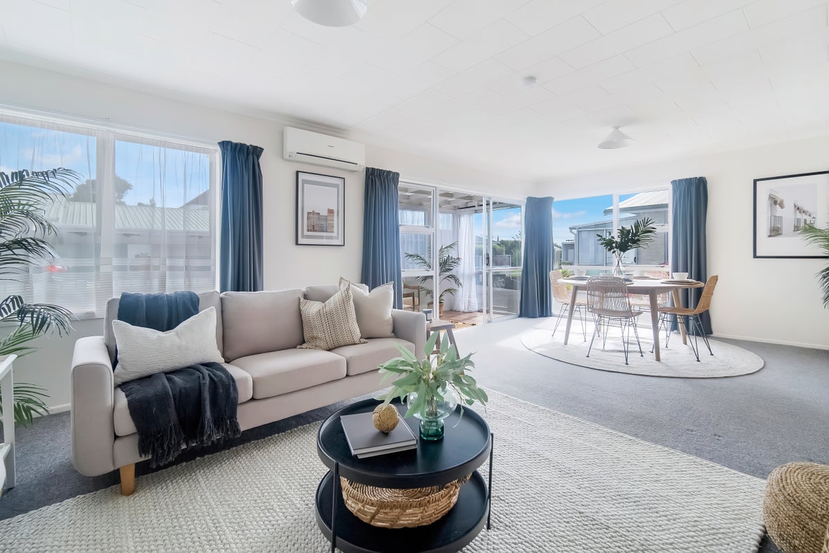 3/246 Courtenay Street, Strandon, New Plymouth - Carousel 1