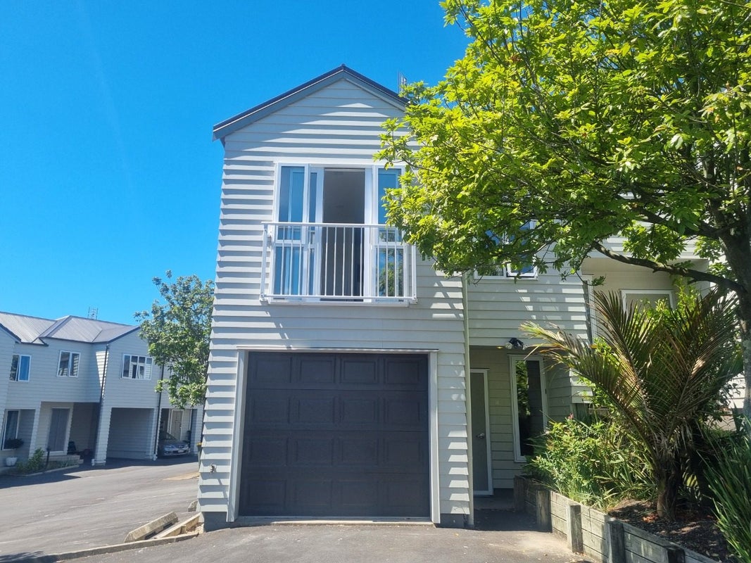 14/30 John Jennings Drive, Oteha, Auckland - Carousel 11