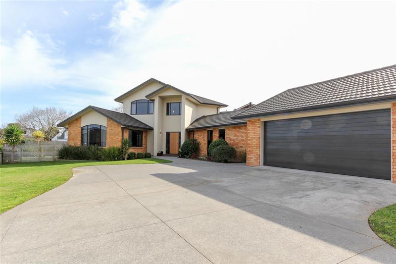 4 Anderson Way, Highlands Park, New Plymouth - Carousel 1