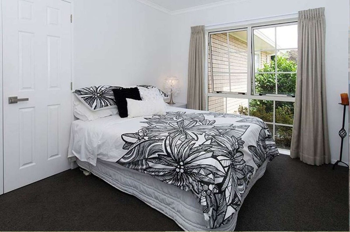 10 Ambleside Drive, Northpark, Auckland - Carousel 12