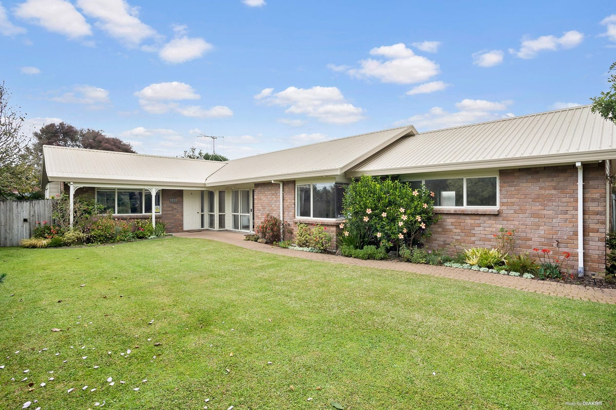 14 Cashmere Place, Flagstaff, Hamilton - Carousel 1