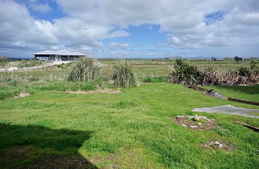 174 Pukehina Parade, Pukehina, Te Puke - Carousel 15