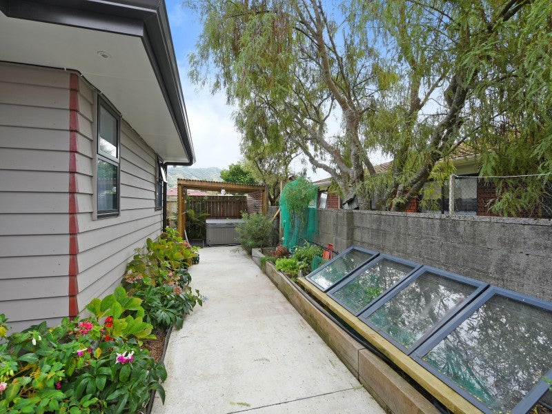 44A King Street, Ebdentown, Upper Hutt - Carousel 16