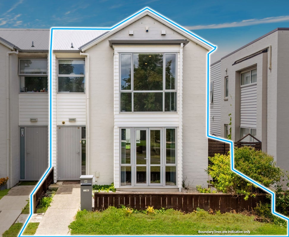 31 Hollowout Street, Takanini, Auckland - Carousel 1