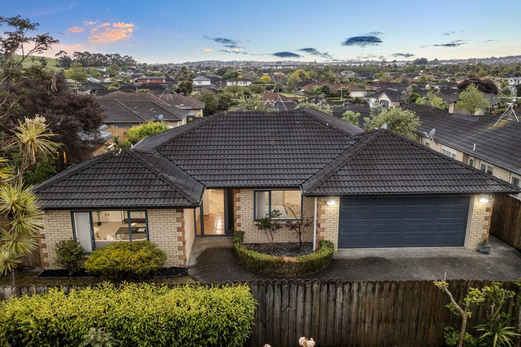 7 Lamberg Close, East Tamaki, Auckland - Carousel 1