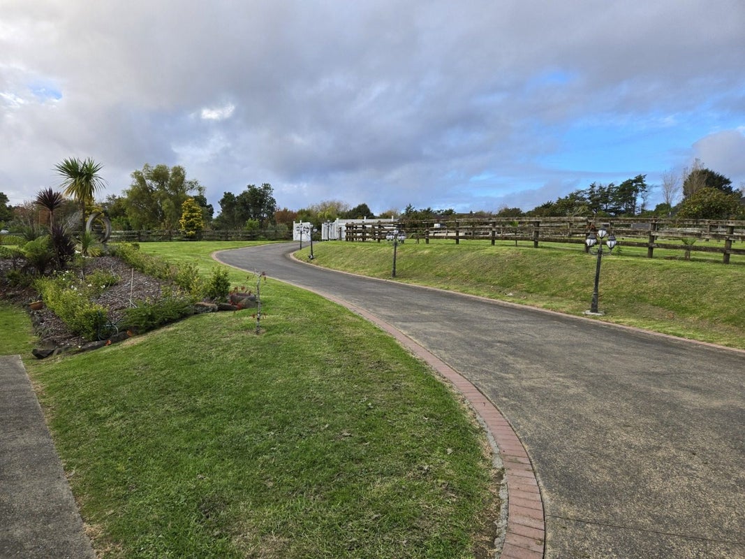 190 Oraha Road, Kumeu - Carousel 34