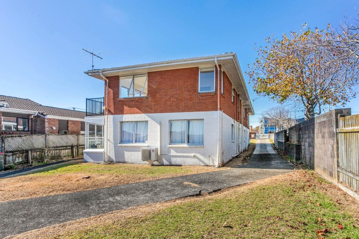 4/485 Blockhouse Bay Road, Blockhouse Bay, Auckland - Carousel 2