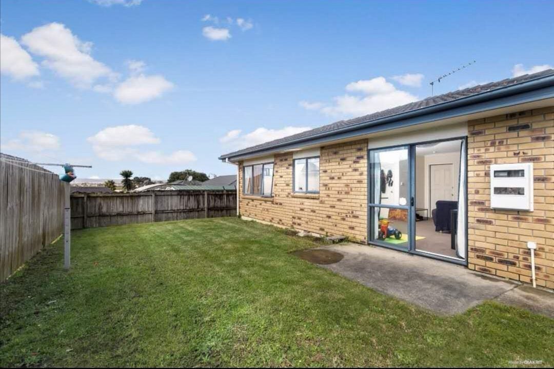 15 Kaimoana Street, Weymouth, Manukau City, Auckland - Carousel 2
