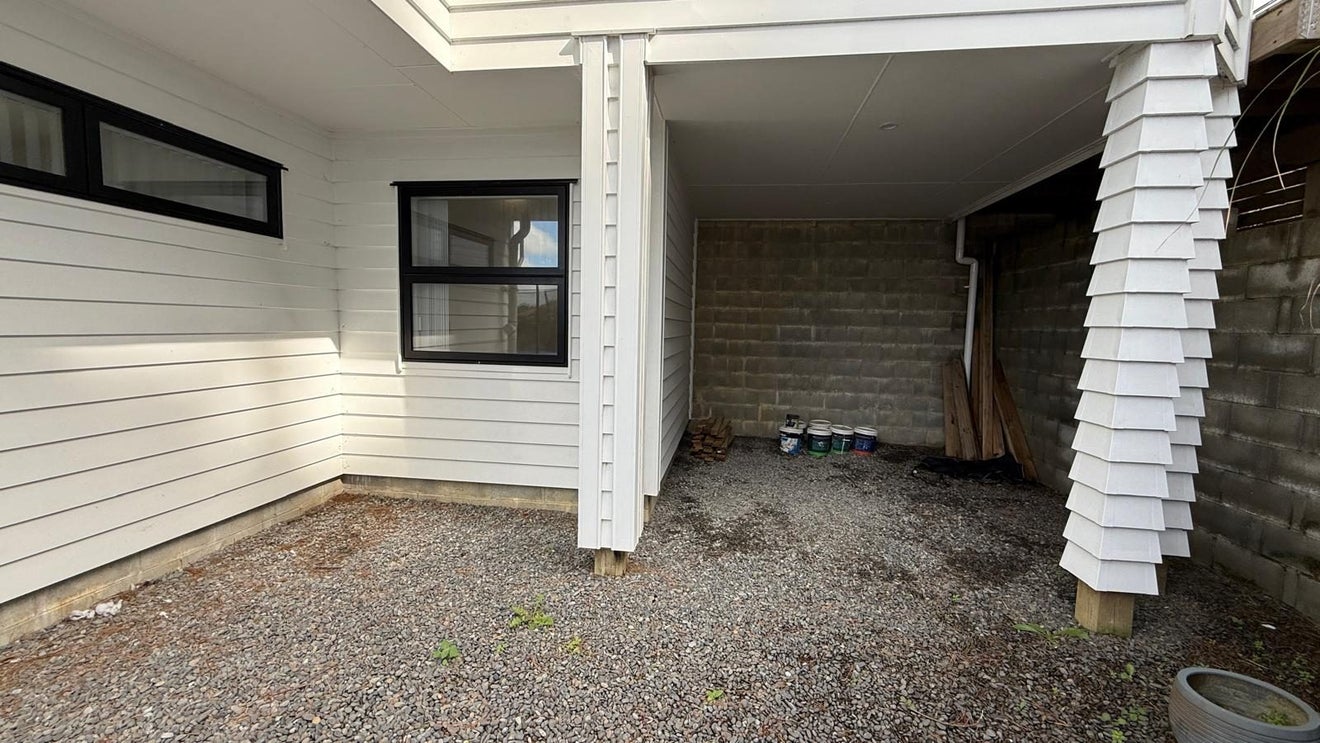 1 Silverhill Lane, Silverdale, Silverdale - Carousel 11