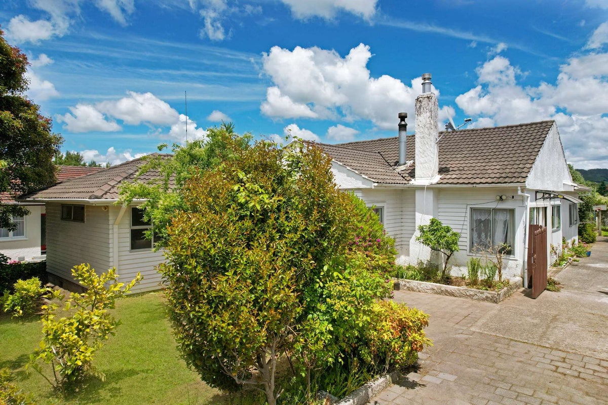 8 Whitworth Road, Utuhina, Rotorua - Carousel 2