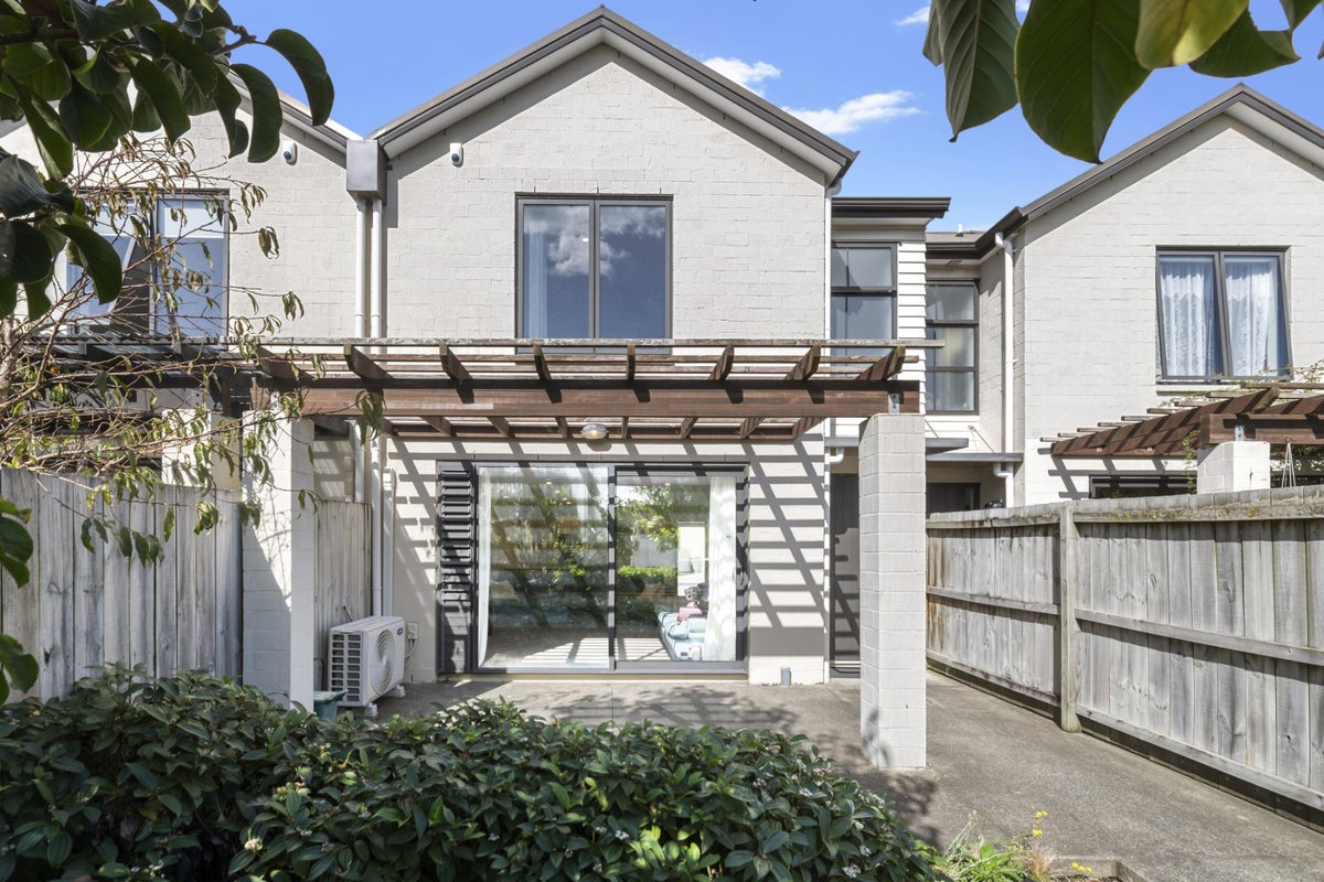 49 Popokatea Drive, Takanini, Papakura, Auckland - Carousel 1