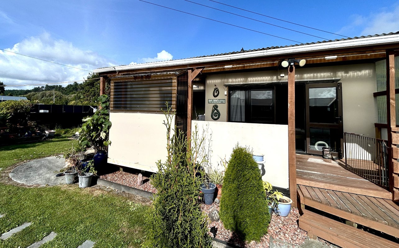 33 Ogilvie Road, Gladstone, Greymouth - Carousel 1