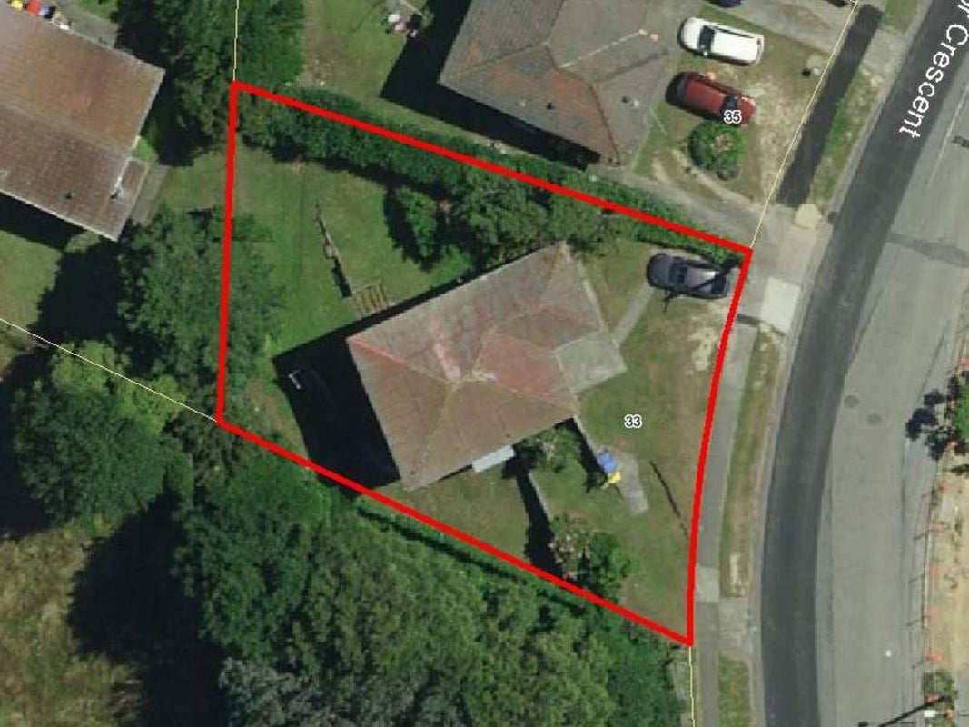 33 Castor Crescent, Cannons Creek, Porirua - Carousel 16