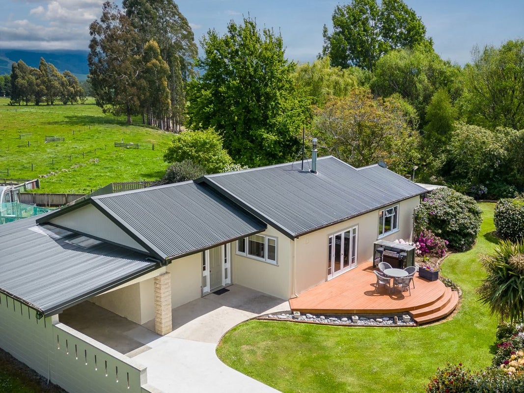 632 Lower Hook Road, Makikihi, Waimate - Carousel 1