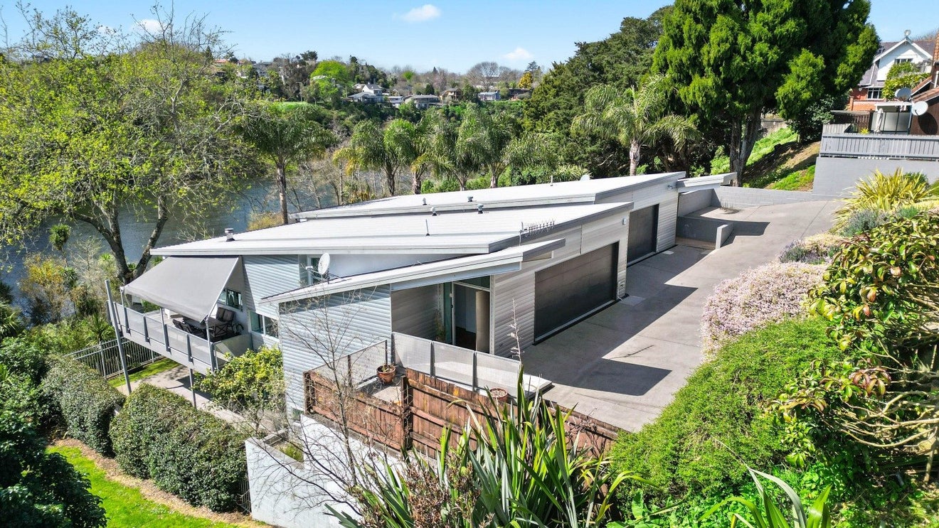 20B Hardley Street, Whitiora, Hamilton - Carousel 2