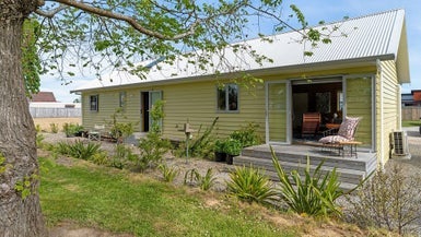 1/26 Roberts Road, Lansdowne, Masterton - Carousel 1