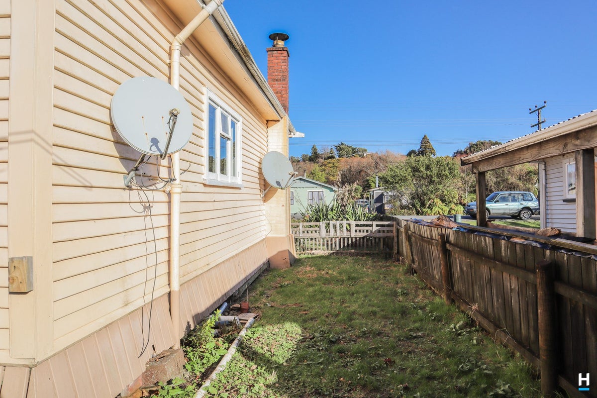 12 Inverness Street, Dunollie, Runanga - Carousel 16