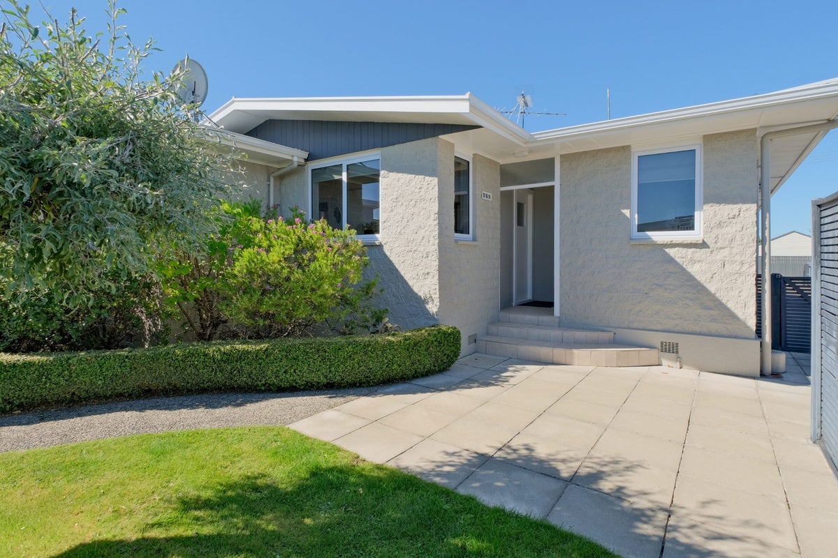 40 Howick Road, Redwoodtown, Blenheim - Carousel 2