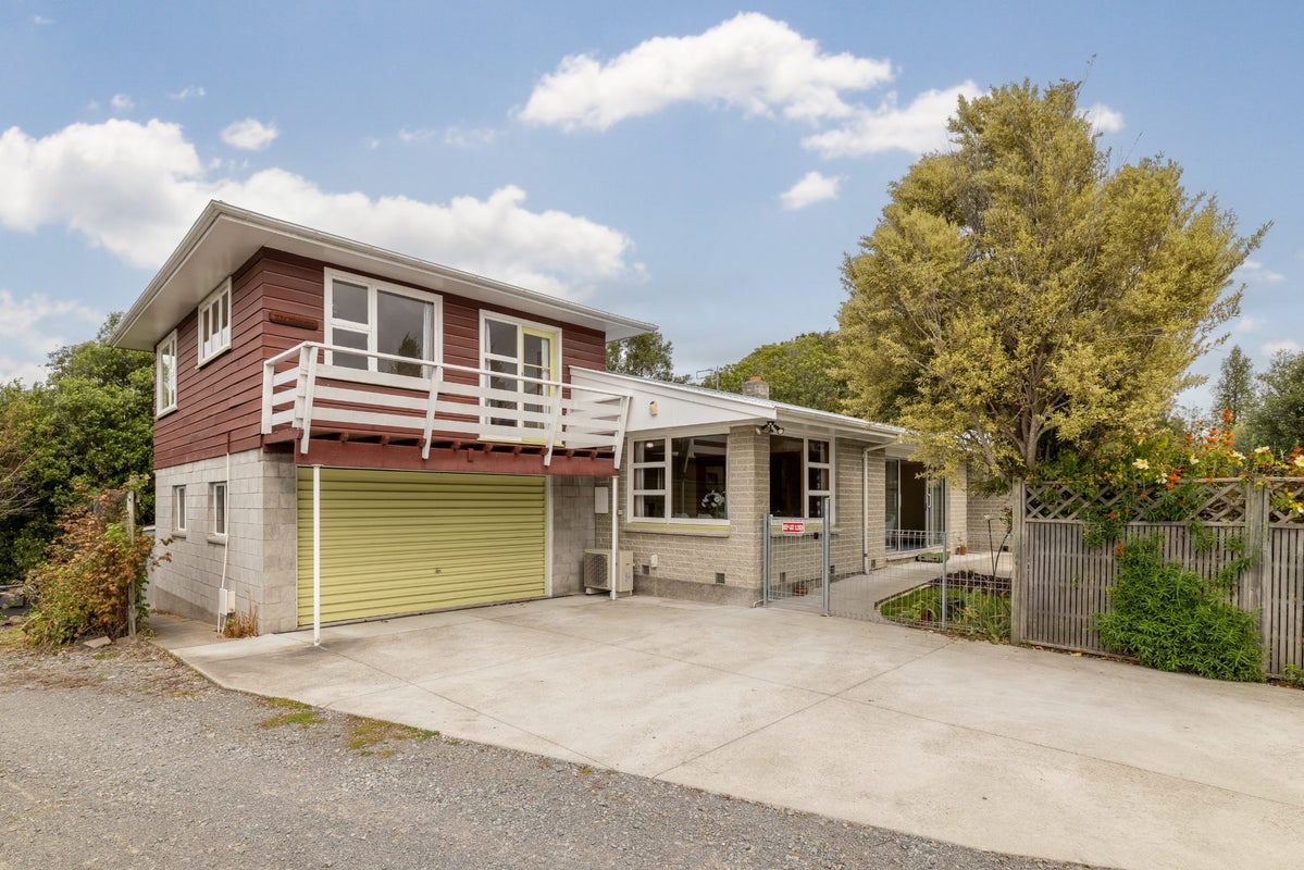 16A Canberra Place, Redwood, Christchurch - Carousel 1