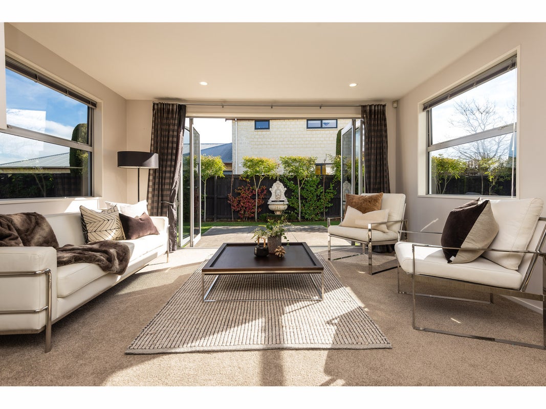 41 Riverwood Boulevard, Redwood, Christchurch - Carousel 2