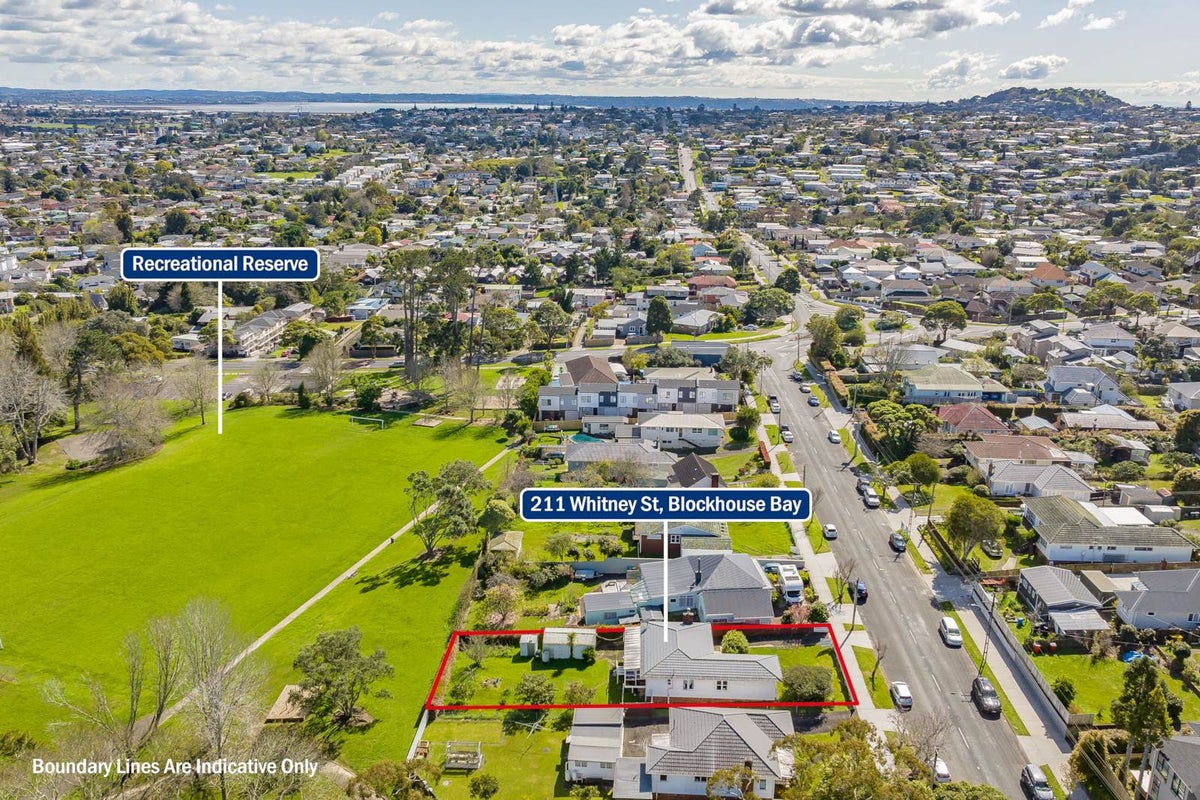 211 Whitney Street, Blockhouse Bay, Auckland - Carousel 2
