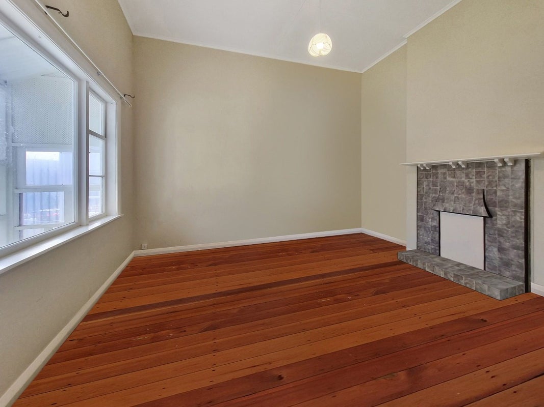 B/229 Adelaide Road, Newtown, Wellington - Carousel 2