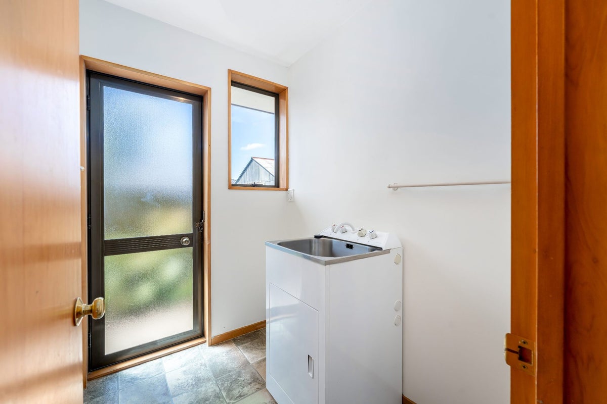 2/19 Somerfield Street, Somerfield, Christchurch - Carousel 20