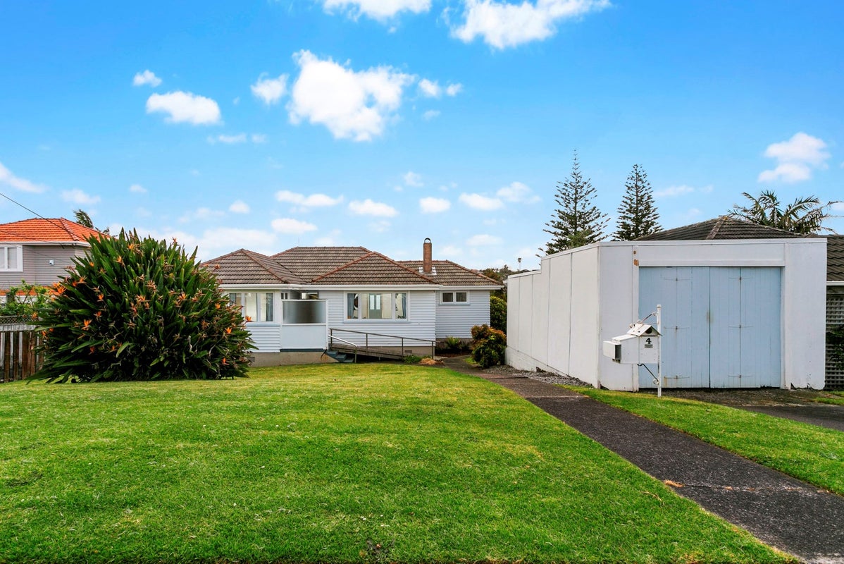 1/4 Napoleon Avenue, Milford, Auckland - Carousel 1