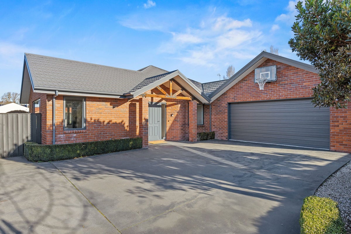 95 O'Neill Avenue, Northwood, Christchurch - Carousel 1