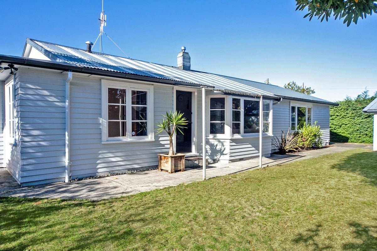 32 Tui Street, Taupo, Taupo - Carousel 2