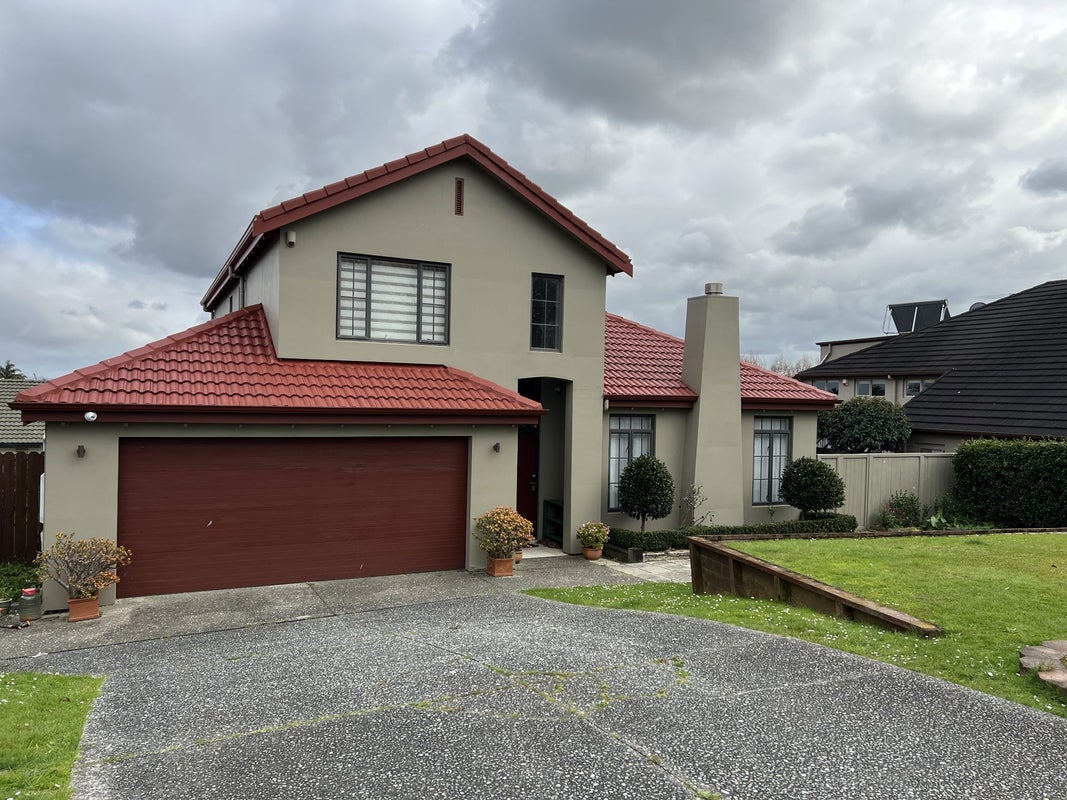 18 John Brooke Crescent, East Tamaki Heights, Auckland - Carousel 1