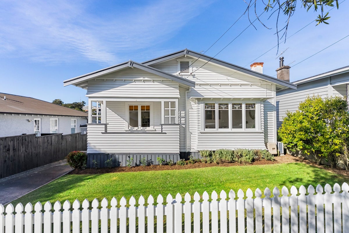 33 Schofield Street, Grey Lynn, Auckland City, Auckland - Carousel 1