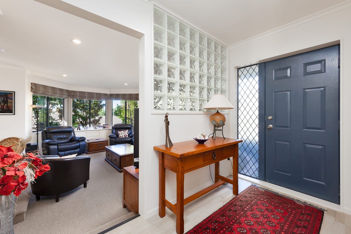 10 Commodore Court, Gulf Harbour, Whangaparaoa - Carousel 2