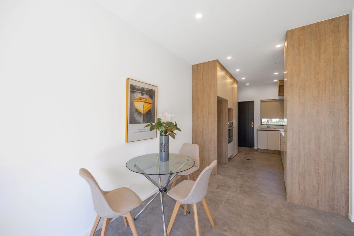 48B Tamatea Avenue, Point England, Auckland - Carousel 2