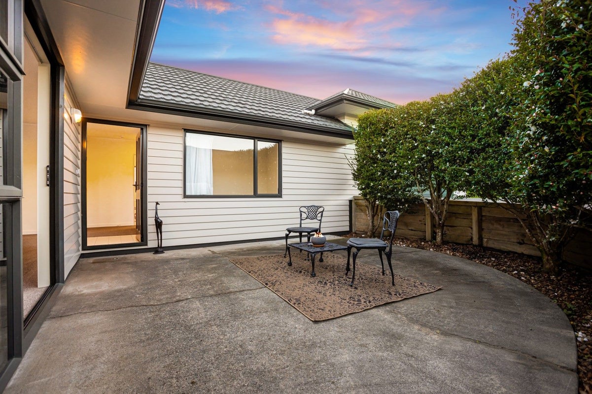 1/35 Eastglen Road, Glen Eden, Auckland - Carousel 2