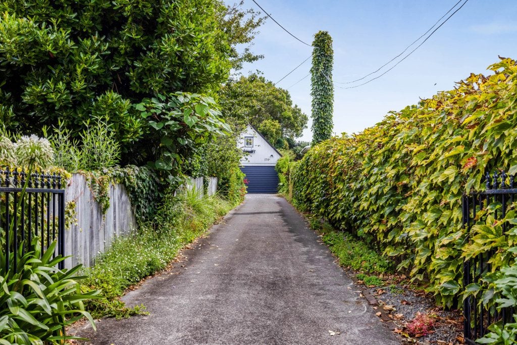 170A Brooklands Road, Vogeltown, New Plymouth - Carousel 43
