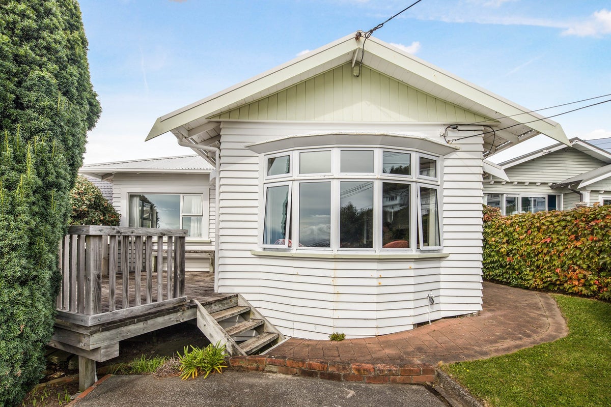 73 Rodrigo Road, Kilbirnie, Wellington - Carousel 2