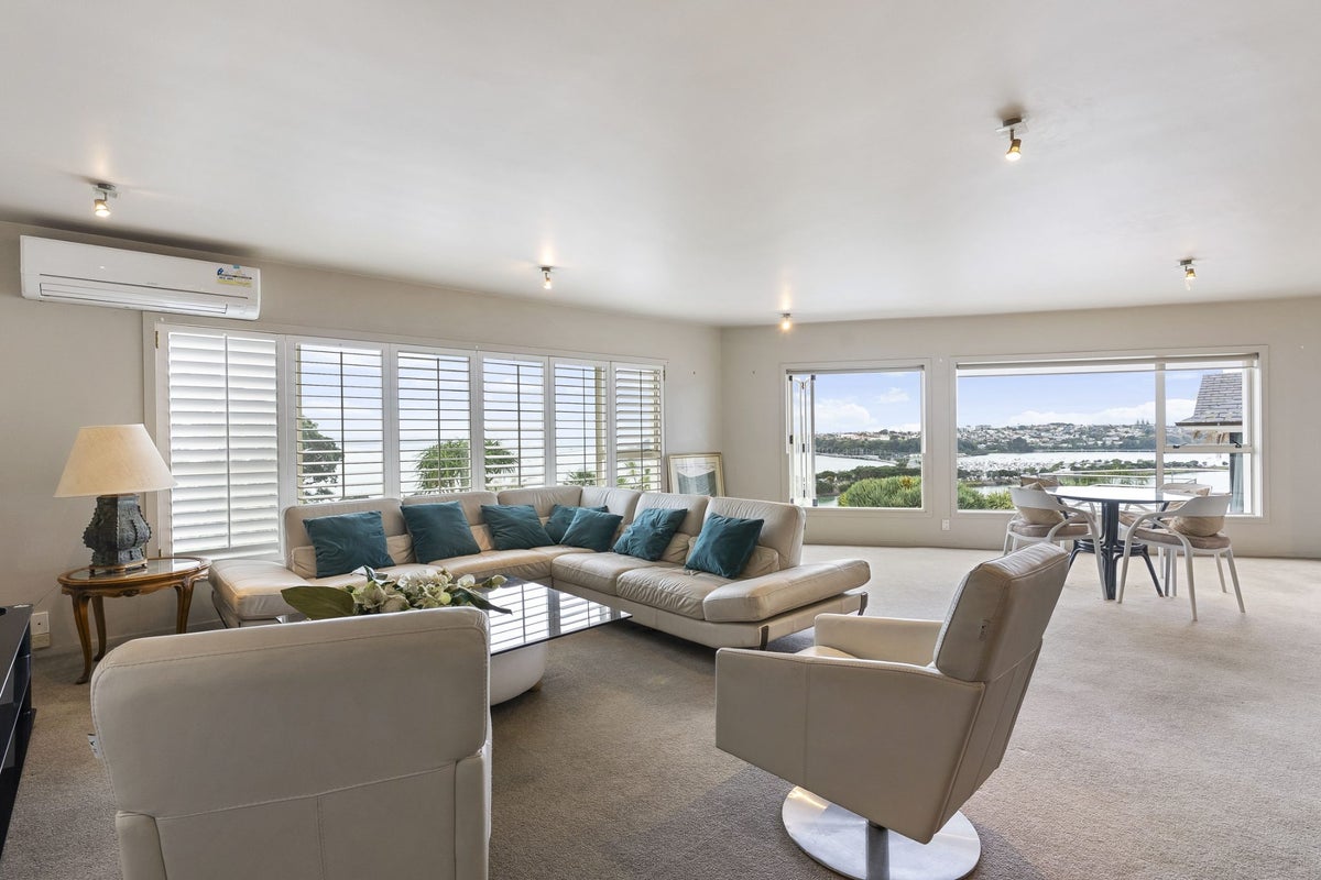 4/2 Crescent Road, Parnell, Auckland - Carousel 1