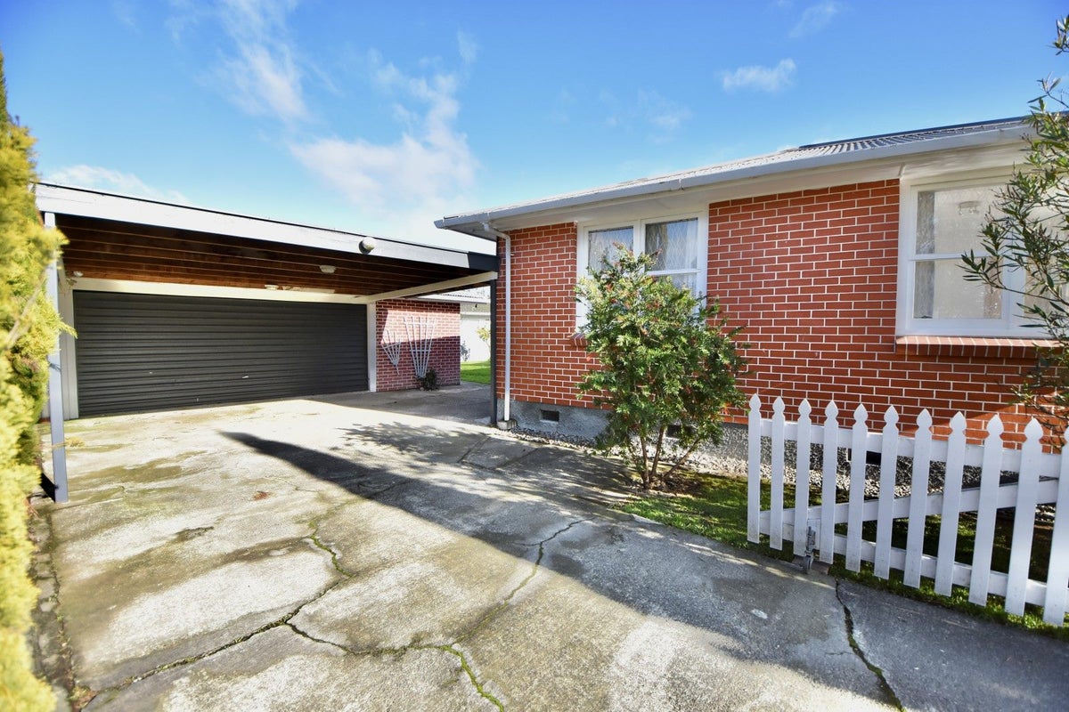 10 Mabson Terrace, Masterton - Carousel 2